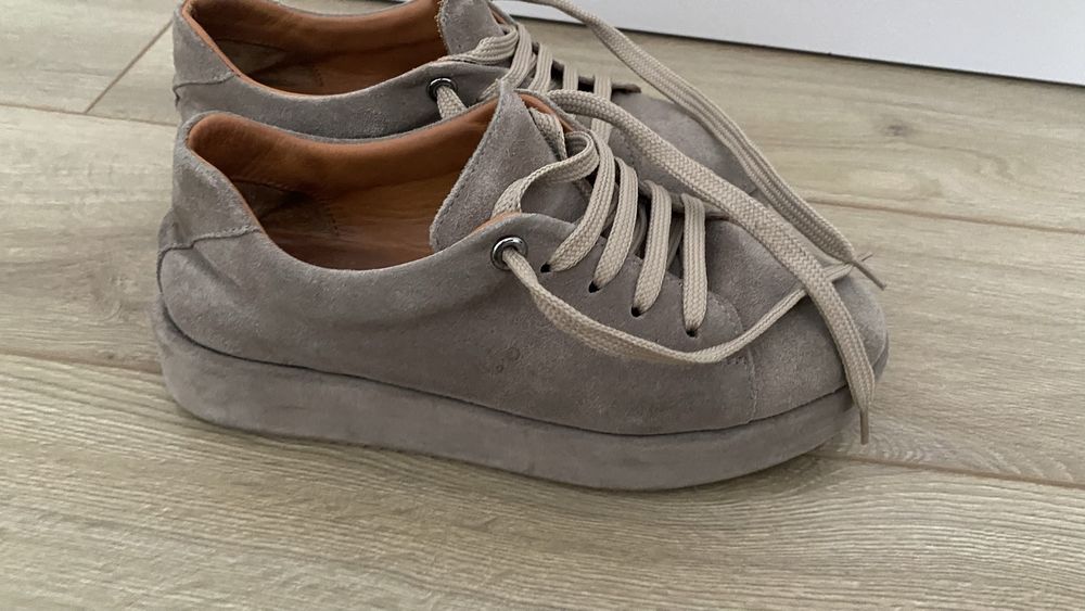 Замшевый ботинка бренд March17