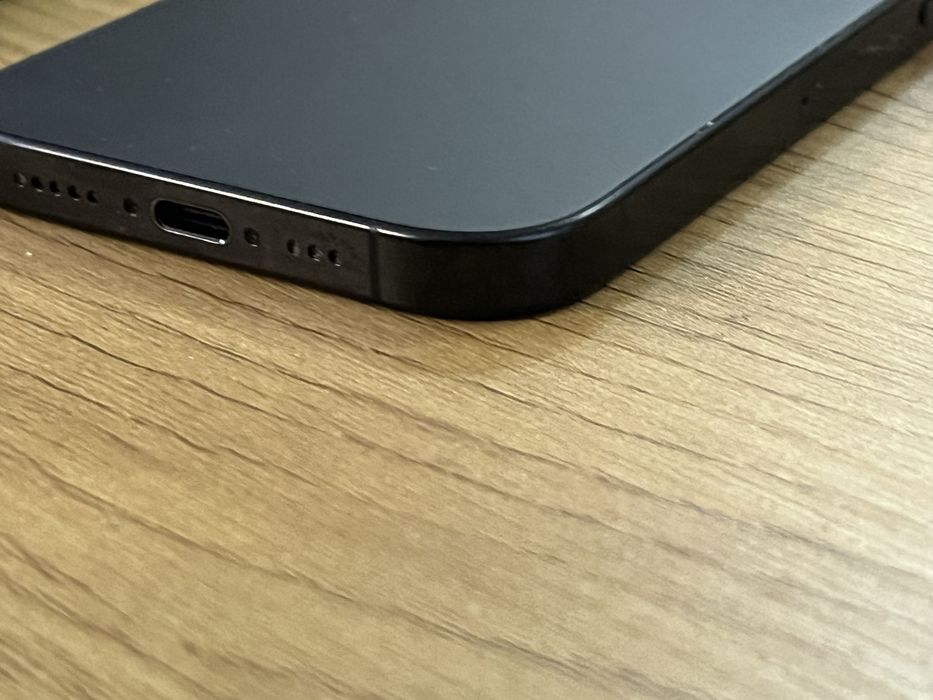 Бартер/заменям iPhone 16 pro 128gb 90% гаранция Йетел