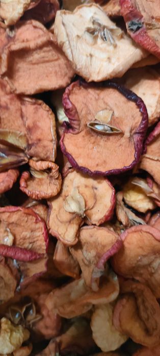 Сухофрукты из домашних ранеток