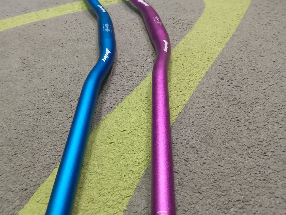 Бар/кормило за колело синьо и лилаво