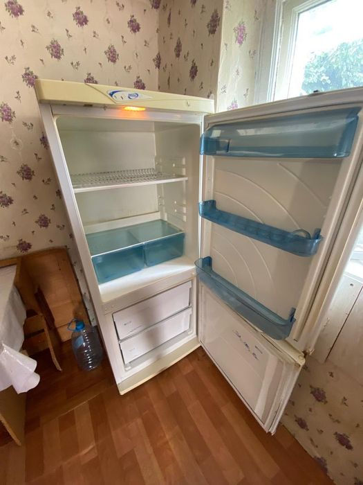 холодильник белый