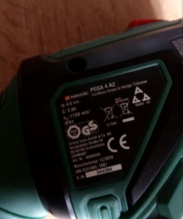 Foarfeca electrica Parkside pentru iarba și gard viu,acumulator 4v,Nou