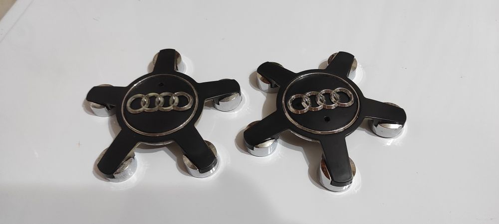 Заглушка колеса audi