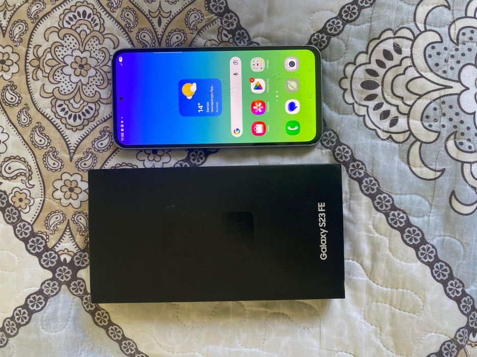 Samsung Galaxy S23FE 8/128Гб