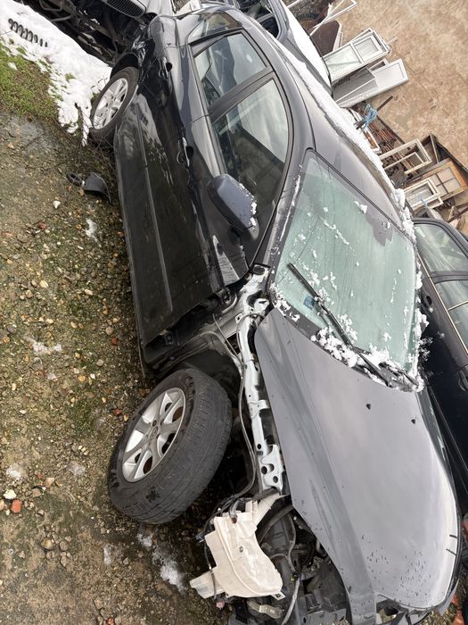 Mazda 3 2008 година 2.0d 143 кс на Части