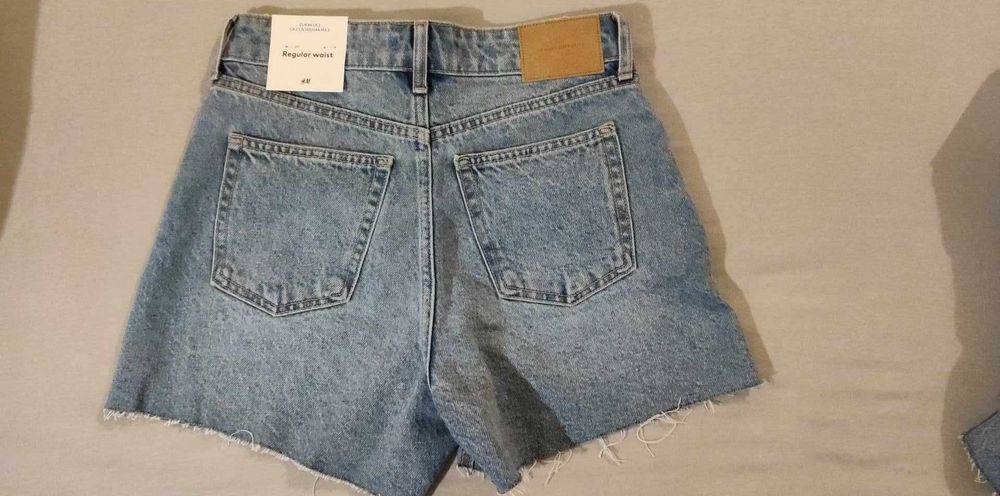 Pantaloni Scurți din Blugi H&M, Mărimea 36, Noi cu Etichetă, Talie Regular