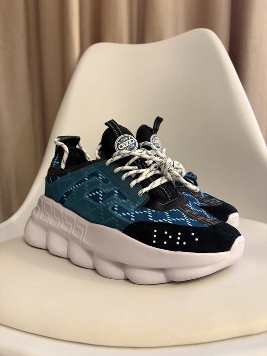 Versace Chain Reaction