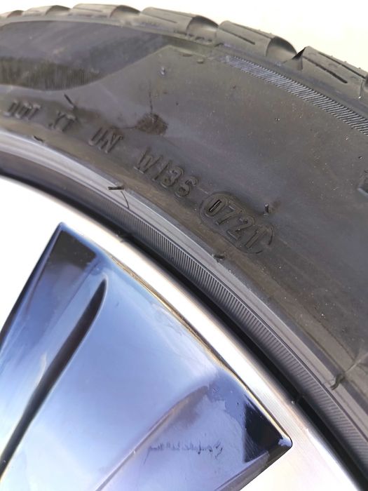 18 цола Mercedes E Class W213 оригинални джанти с летни гуми Pirelli