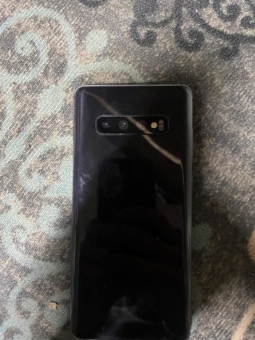 Samsung s10+ с коробкой