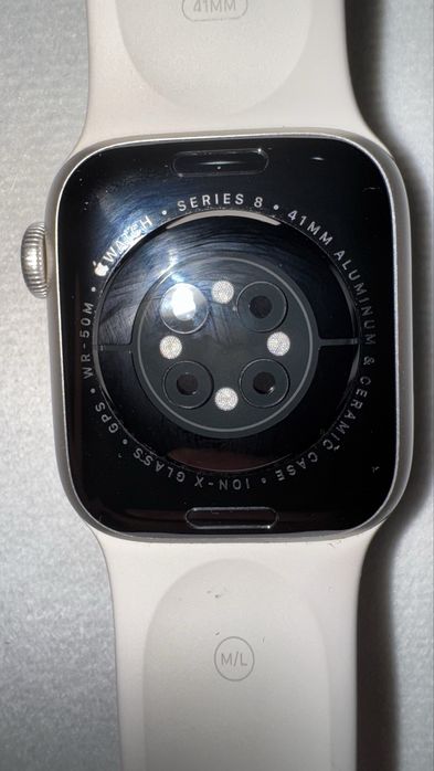 Apple Watch 8 kabeli bilan