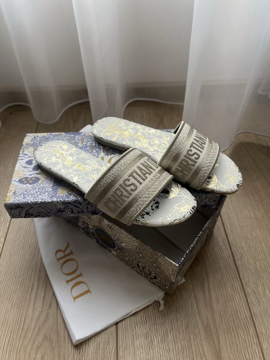 Дамски чехли Dior