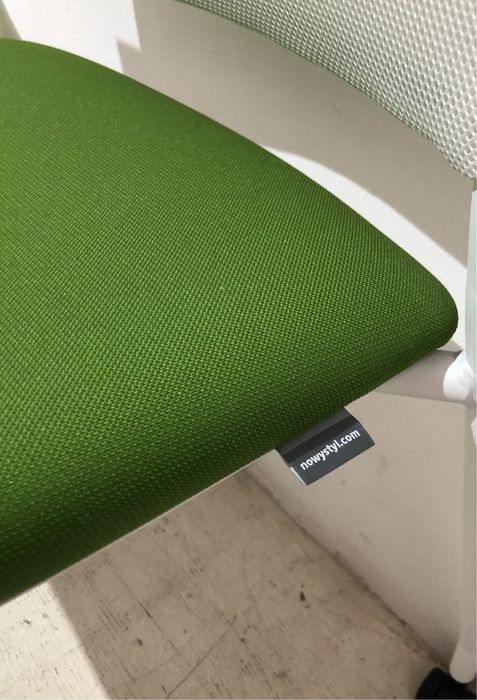 34 Buc. Scaun NowyStyl; Scaun cu Mânere și Roți Vizitator Ședințe