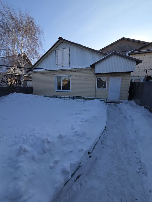 Продам половину дома