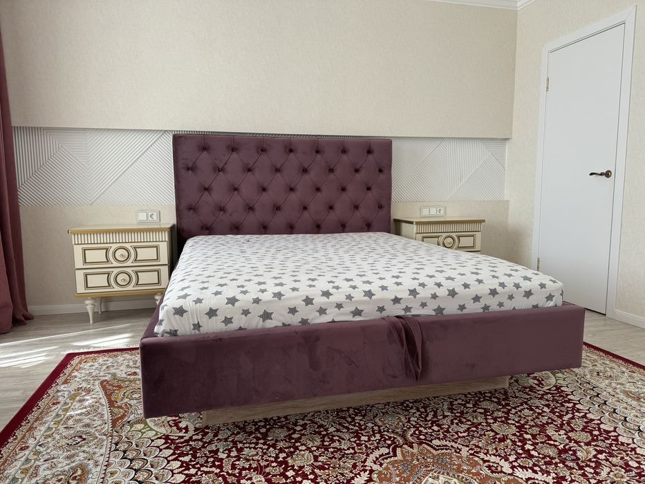 Кровать двуспальная