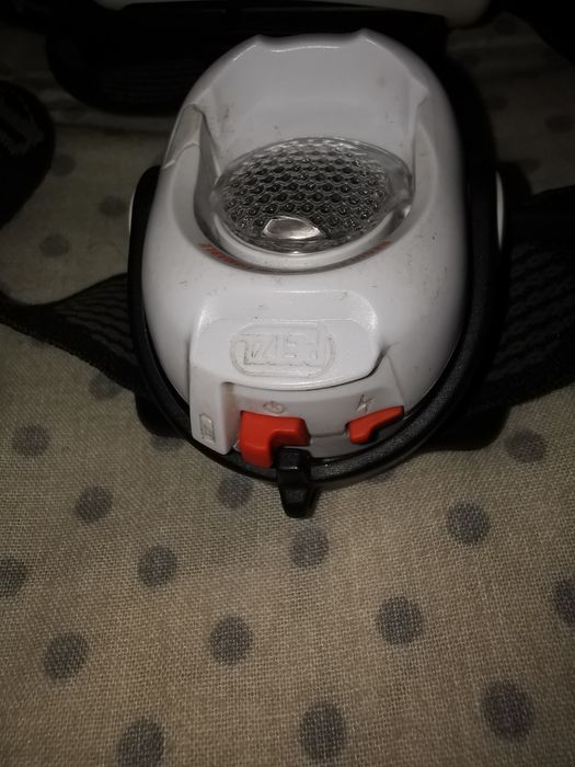 Petzl Myo Rxp lanternă frontală profesionala. Difuzoare Dynaudio