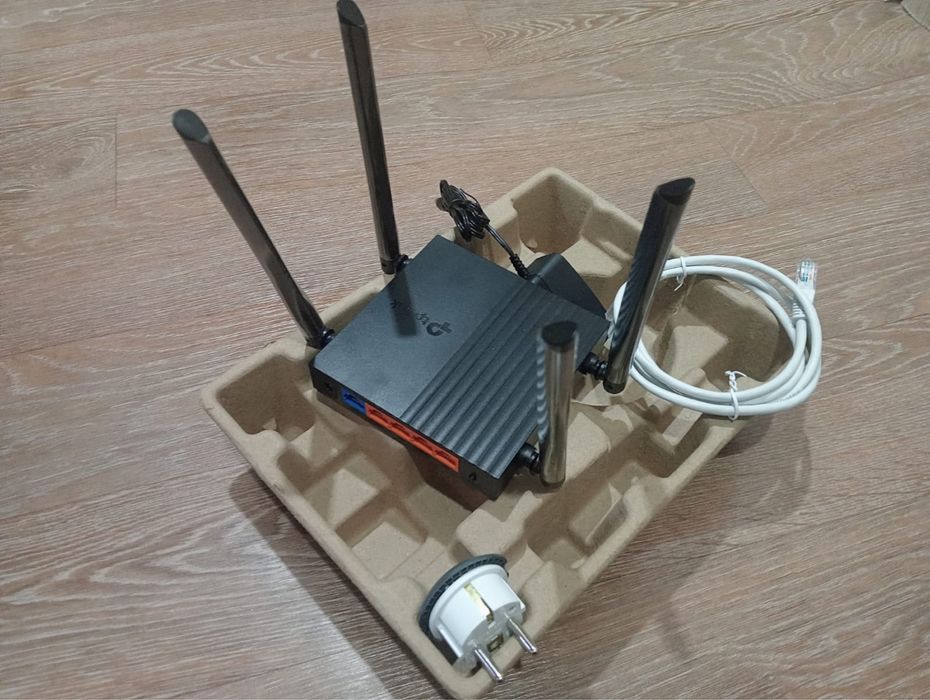 Wi-Fi роутер TP-LINK Archer C64