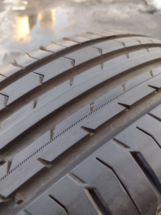 Почти нови 2бр.225/60/17 Continental CPC2 suv dot3016