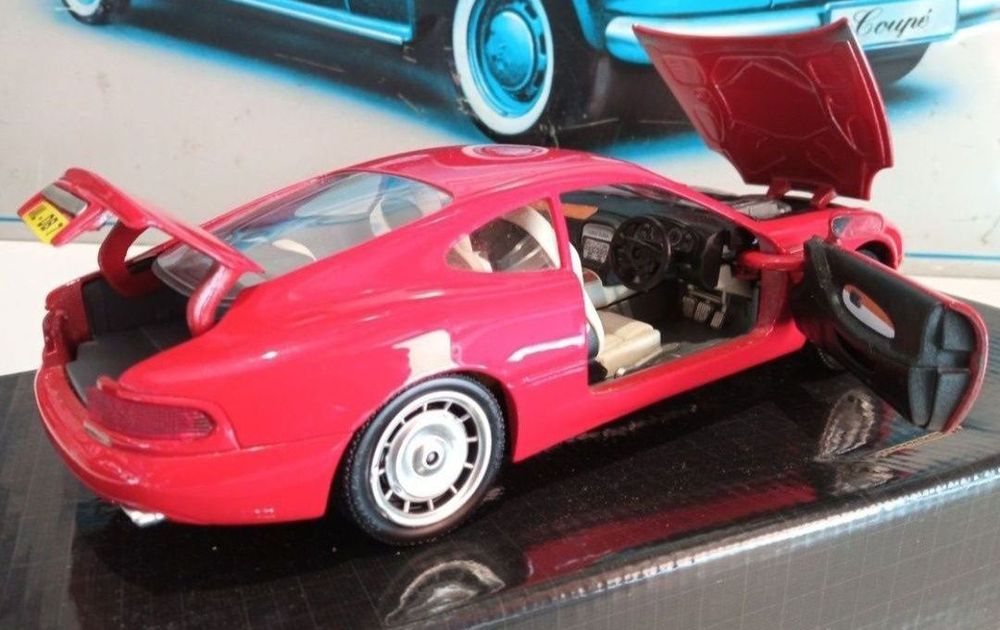 Aston Martin guiloy scara 1:18
Scara 1/18
Guitoy