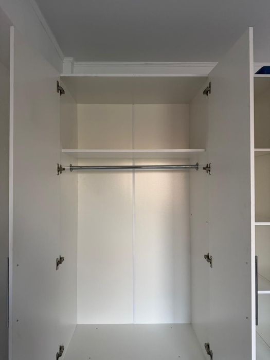 Продам вместительный большой шкаф