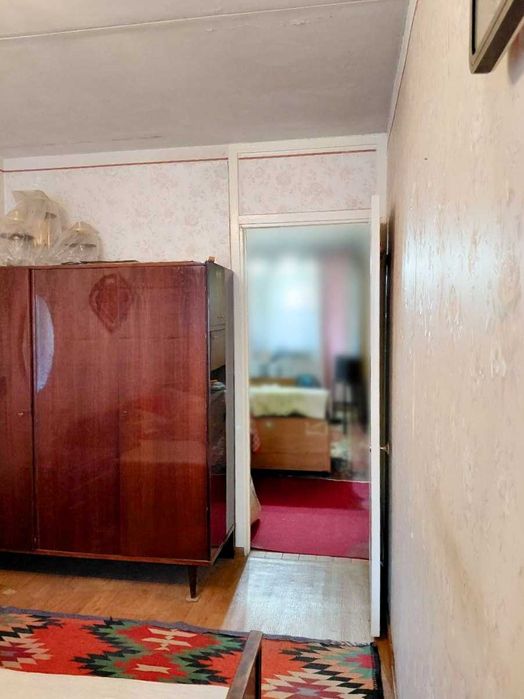 Чиланзар 15, 2 ком., 3 этаж, 2 балкона, кирпичный дом