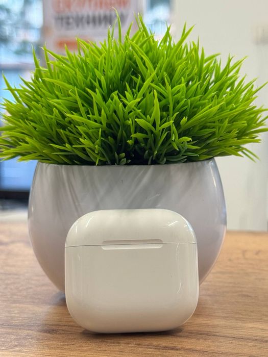 AirPods series 4