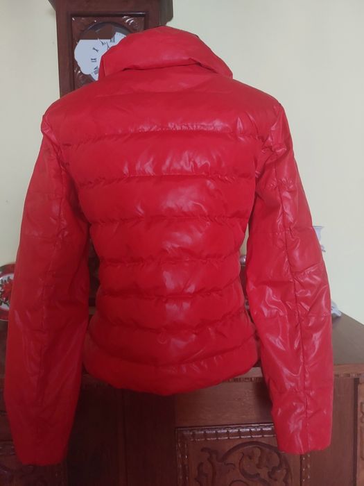 Jacheta superba cu umplutura din puf de rata, fina, eleganta