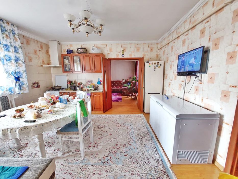 Продается 6-комнатный дом, Центр города