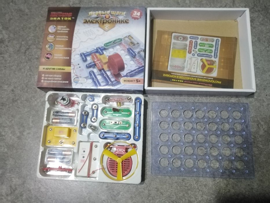 Электронный конструктор ЗНАТОК