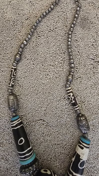 Colier Etnic Tribal / Boho-Chic – Mărgele Os Batik și Accente Turcoaz