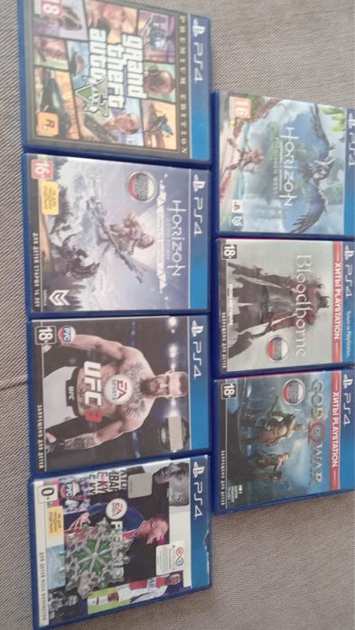 Продам PS4 Slim 1tb