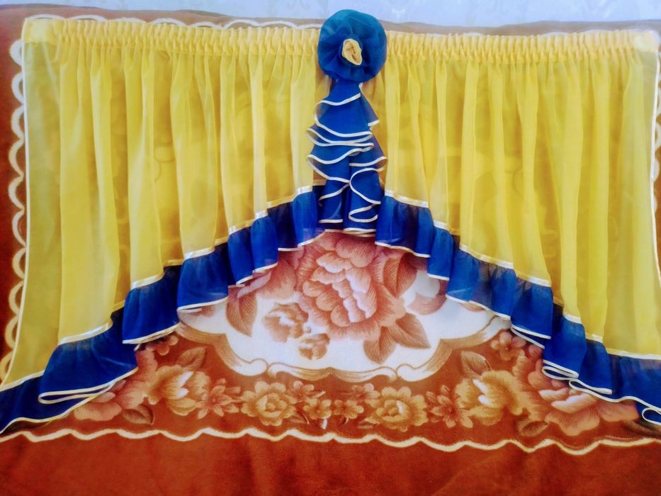 Продам новый ламбрикен