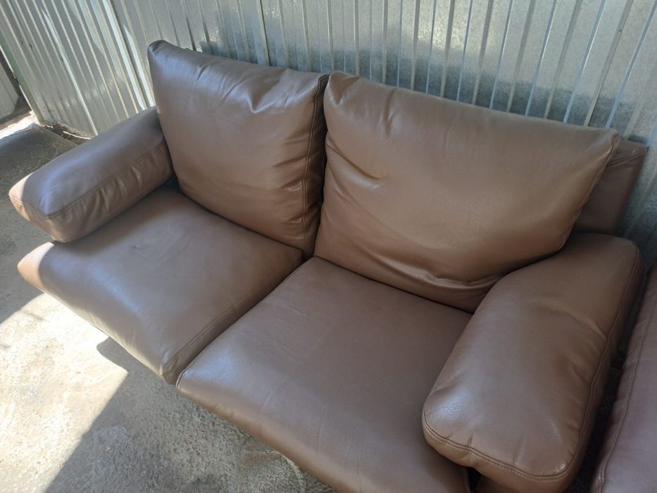 Продам диван и кресло