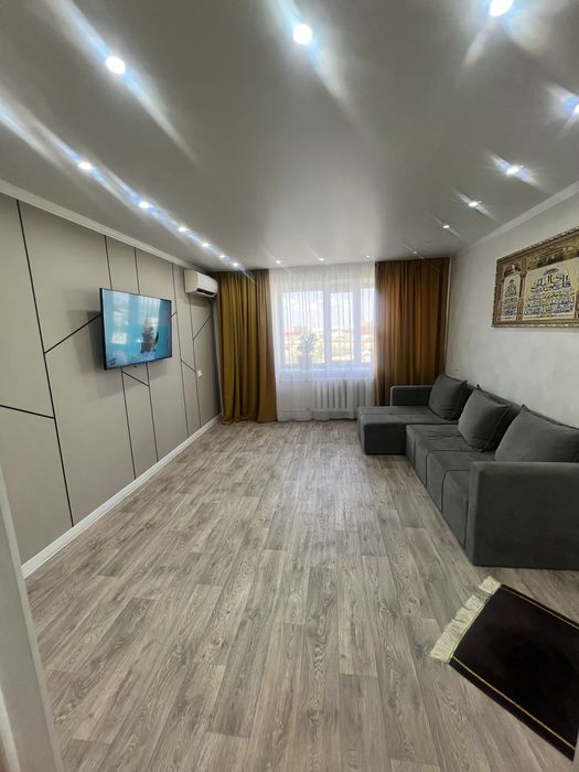 Продам 4 ком кв 80 м2 евроремонт в районе Автопарка