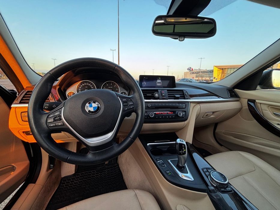 BMW Seria 3 - 330d Touring XDrive (F31) 2014 PANO • HUD • ACC