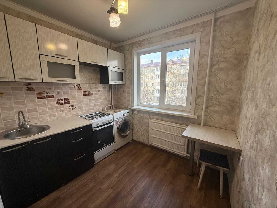 4х комн кв район Айсберга