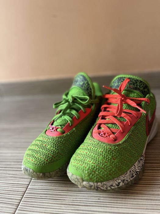 Adidasi Nike LeBron XX