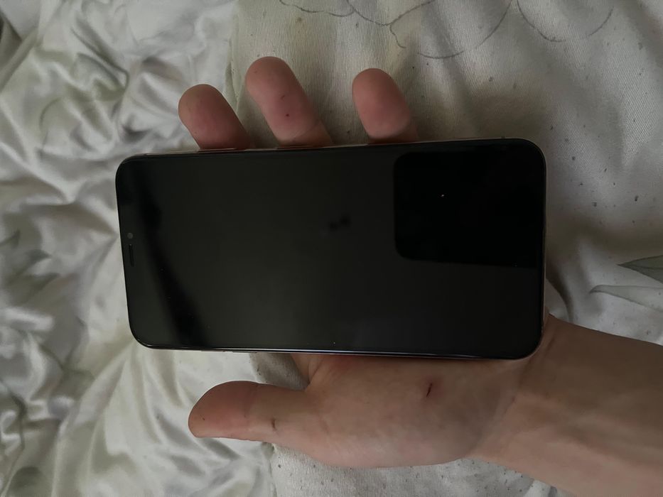 Iphone Xs Max 256гб oppo a72 128гб