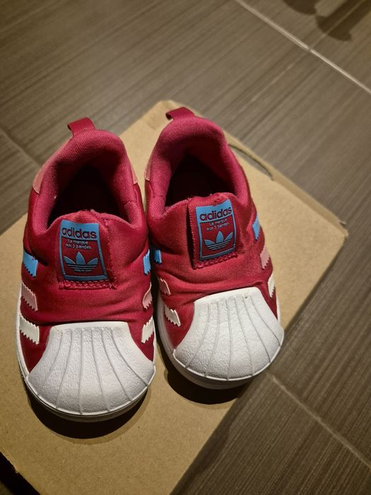 Adidași adidas copii măsura 19