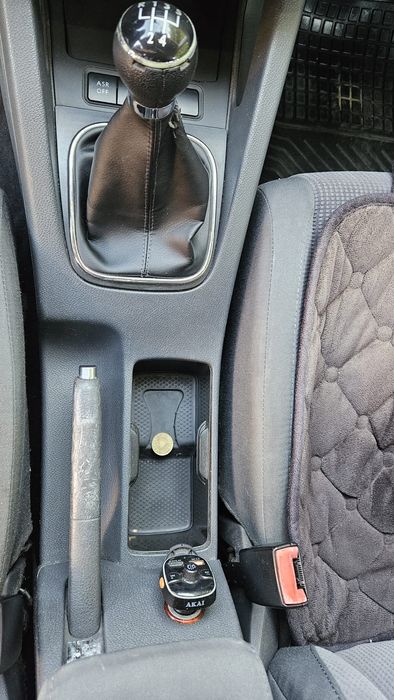 Vând Volkswagen Jetta,  1.6, benzina, stare bună, întreținută, fiscal pe loc