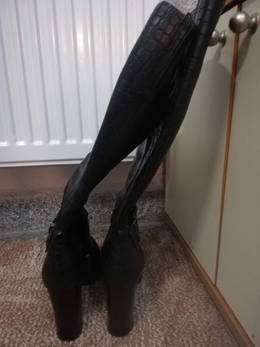 Ботуши и боти номер 37