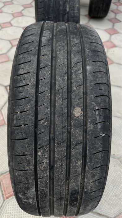 Шины летний 215/55/R17