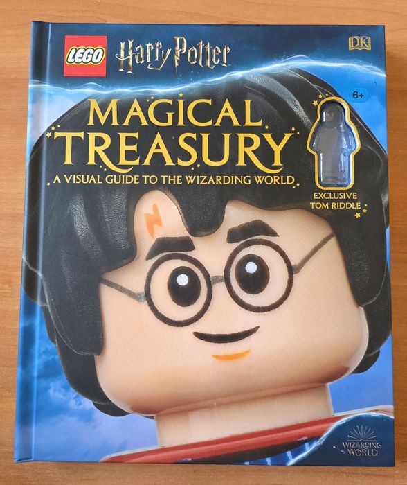 Две LEGO Harry Potter книги - Magical Treasury и  Spellbinding Guide