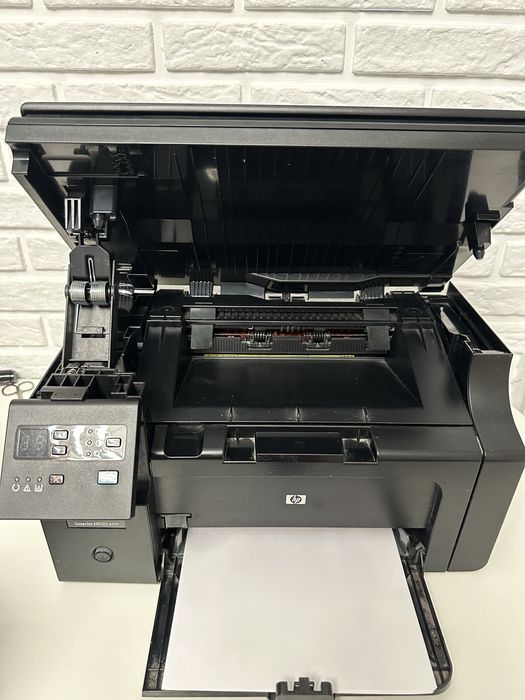 Принтер HP-LaserJet M1132 MFP