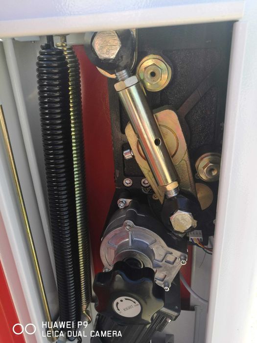 Reparatii automatizari porti automate electrice cu telecomanda
