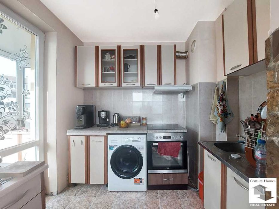 Продава се Двустаен апартамент в Велико Търново, Колю Фичето - 63 кв.м за 1085 €/кв.м - Снимка #2