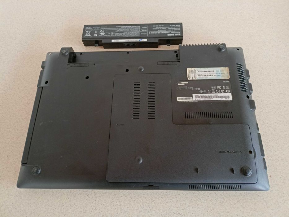 Elemente placa baza  Samsung RC530