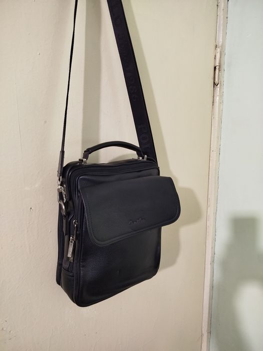 Продам кожаные сумки рюкзаки.