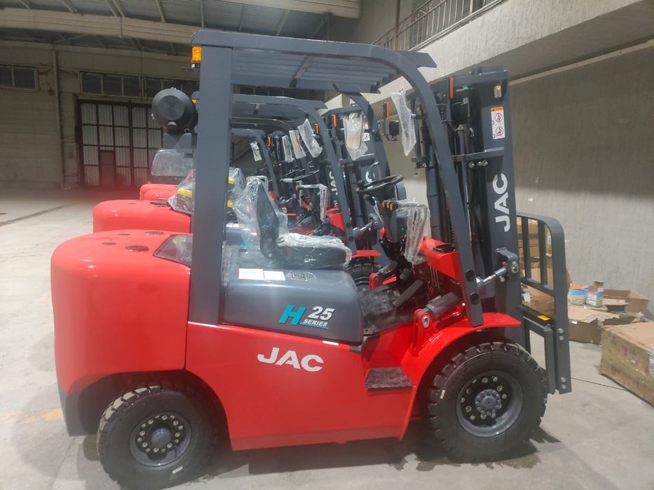 Вилочный погрузчик кара JAC