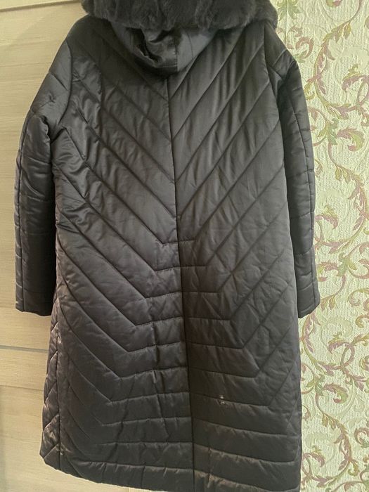 Продам пуховик зимний