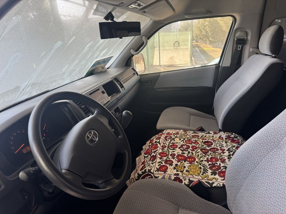 Tayota Mikroavftobus 2 Штук